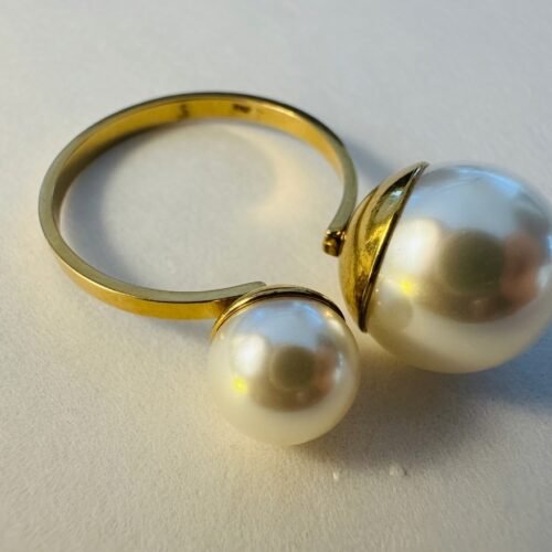 Pearl Ring