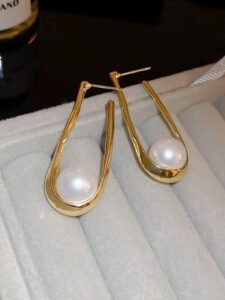 Korean pearl earring