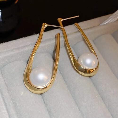 Korean pearl earring
