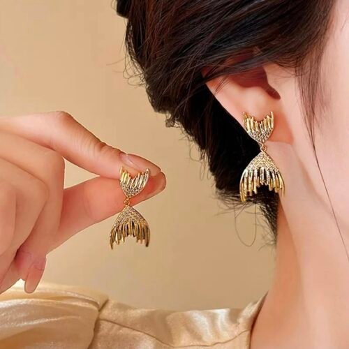 Golden wings earrings